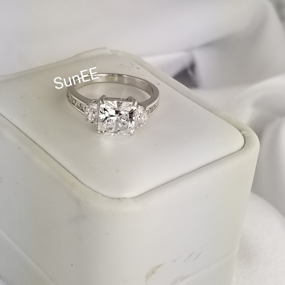 NEW 925 STERLING SILVER WOMENS ENGAGEMENT DIAMOND SET RING - Picture 3 of 3